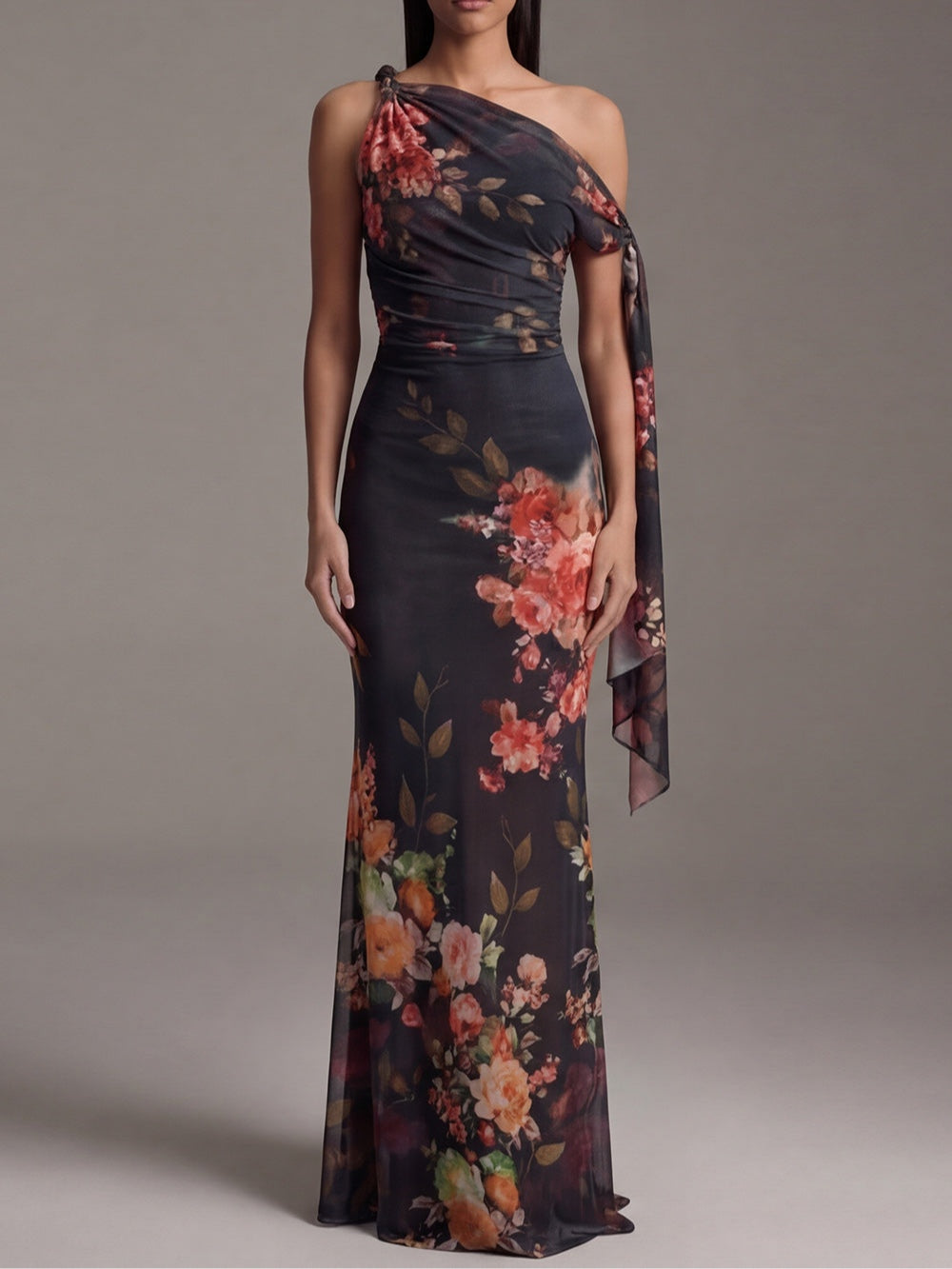 Abito Maxi Nero Monospalla Plissettato in Chiffon con Stampa