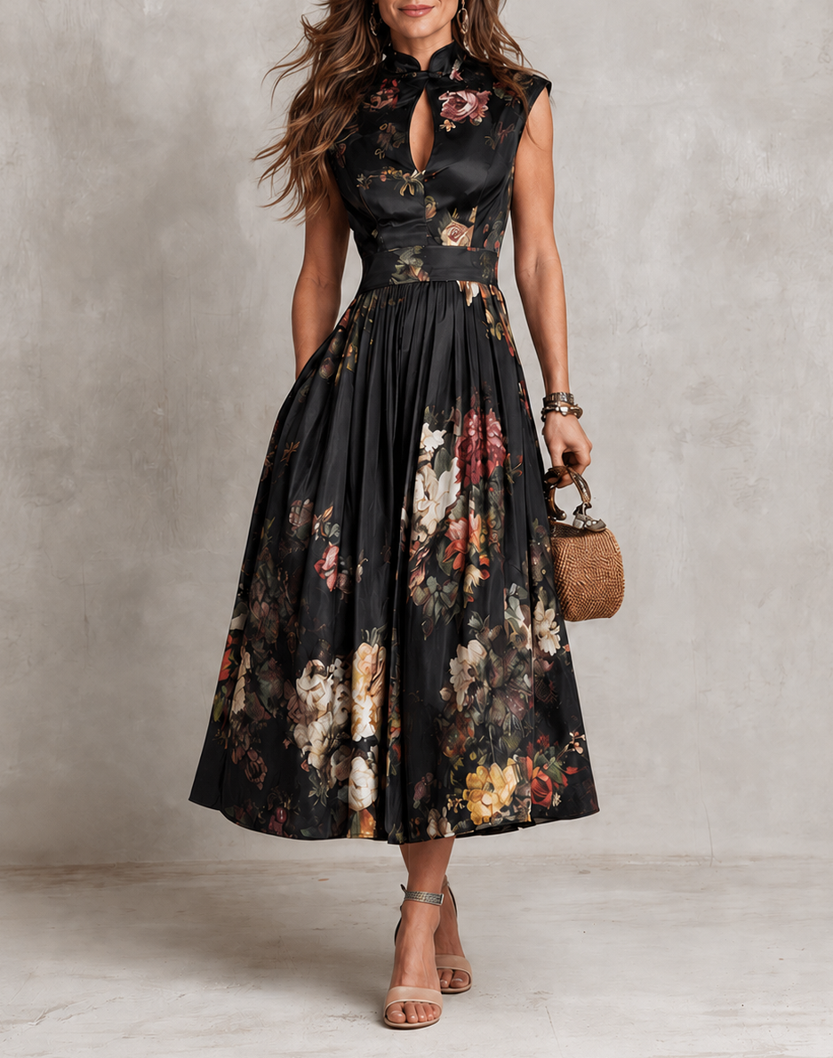 Gloria | Abito Plissettato con Cut-Out al Collo