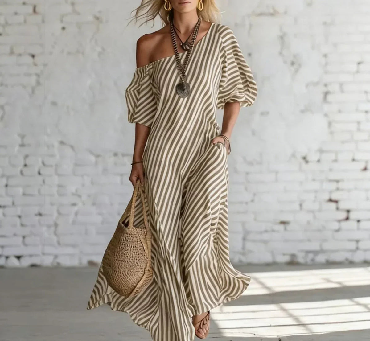 Alysha™ | Abito Lungo Monospalla a Righe con Tasche