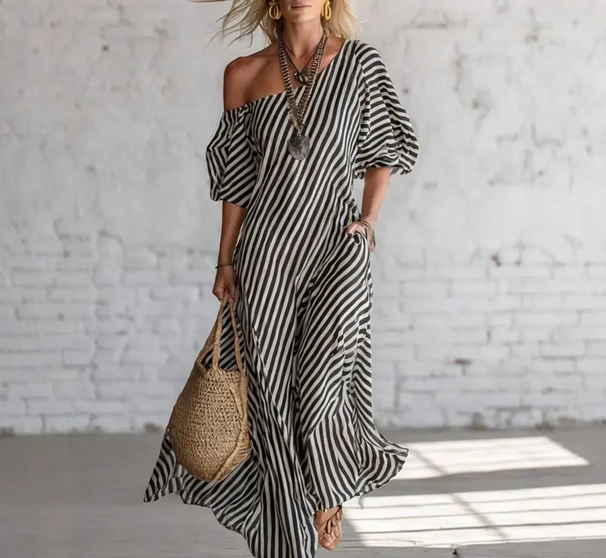 Alysha™ | Abito Lungo Monospalla a Righe con Tasche