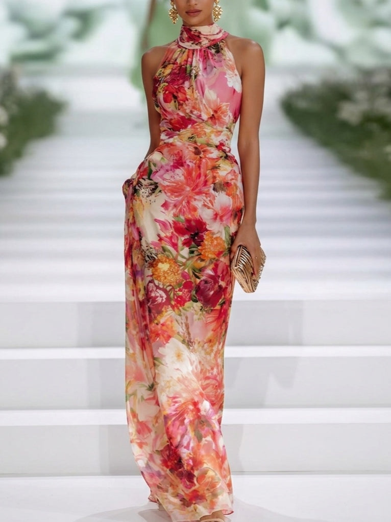 Stacey | Abito Maxi Rosso in Chiffon Floreale con Scollo all’Americana e Senza Maniche