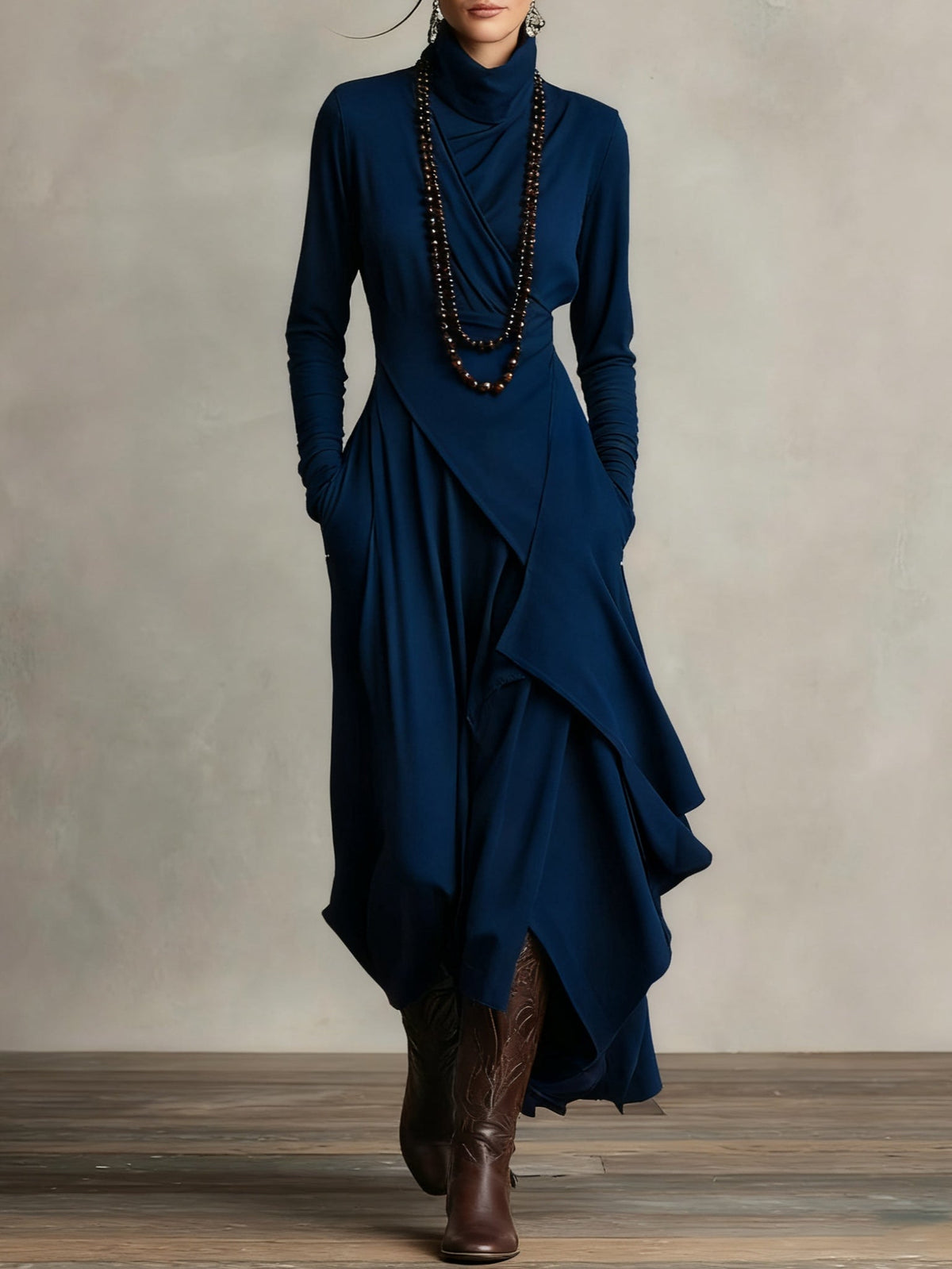 Victoria | Abito Vintage Asimmetrico con Collo Alto