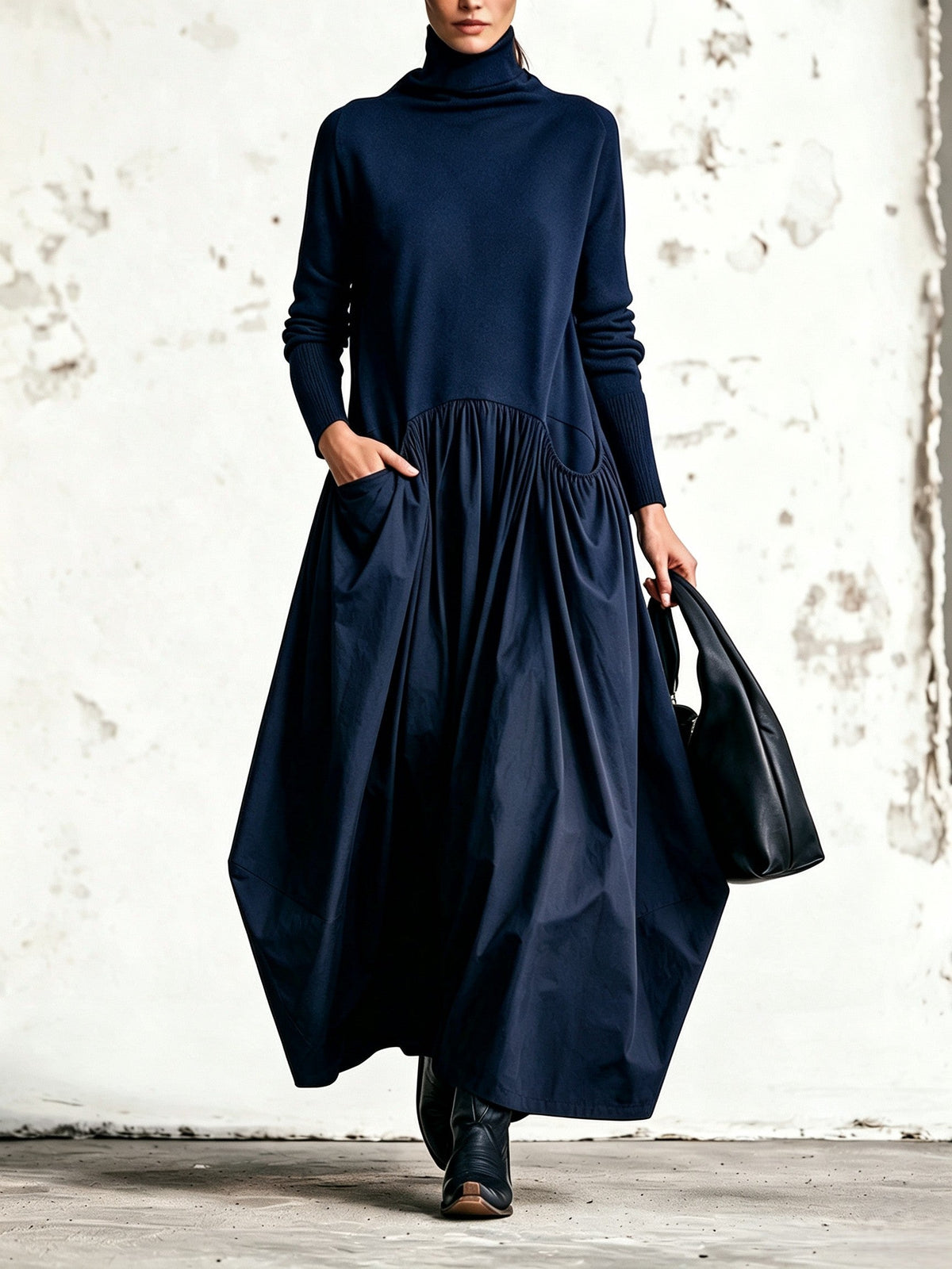 Paola | Abito Lungo Oversize con Collo Alto e Tasche
