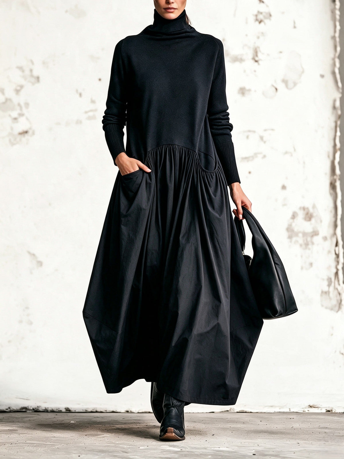 Paola | Abito Lungo Oversize con Collo Alto e Tasche