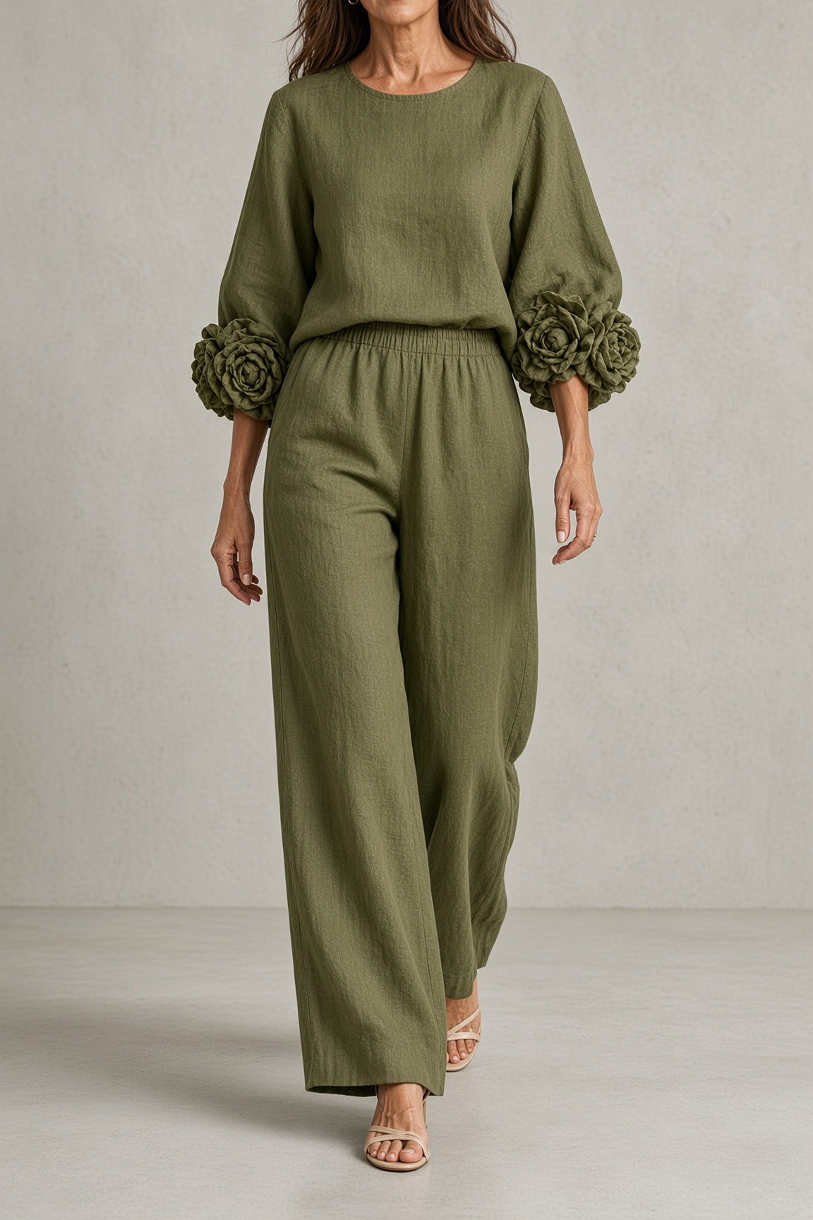 Avery™ | Completo con Polsini a Rosetta