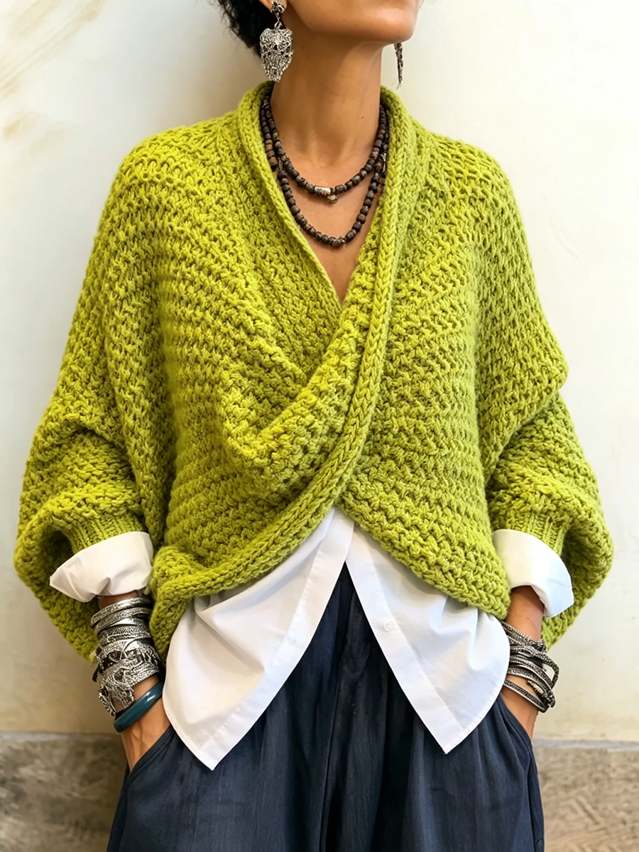 Flavia | Maglione Morbido con Maniche a Pipistrello e Scollo Incrociato