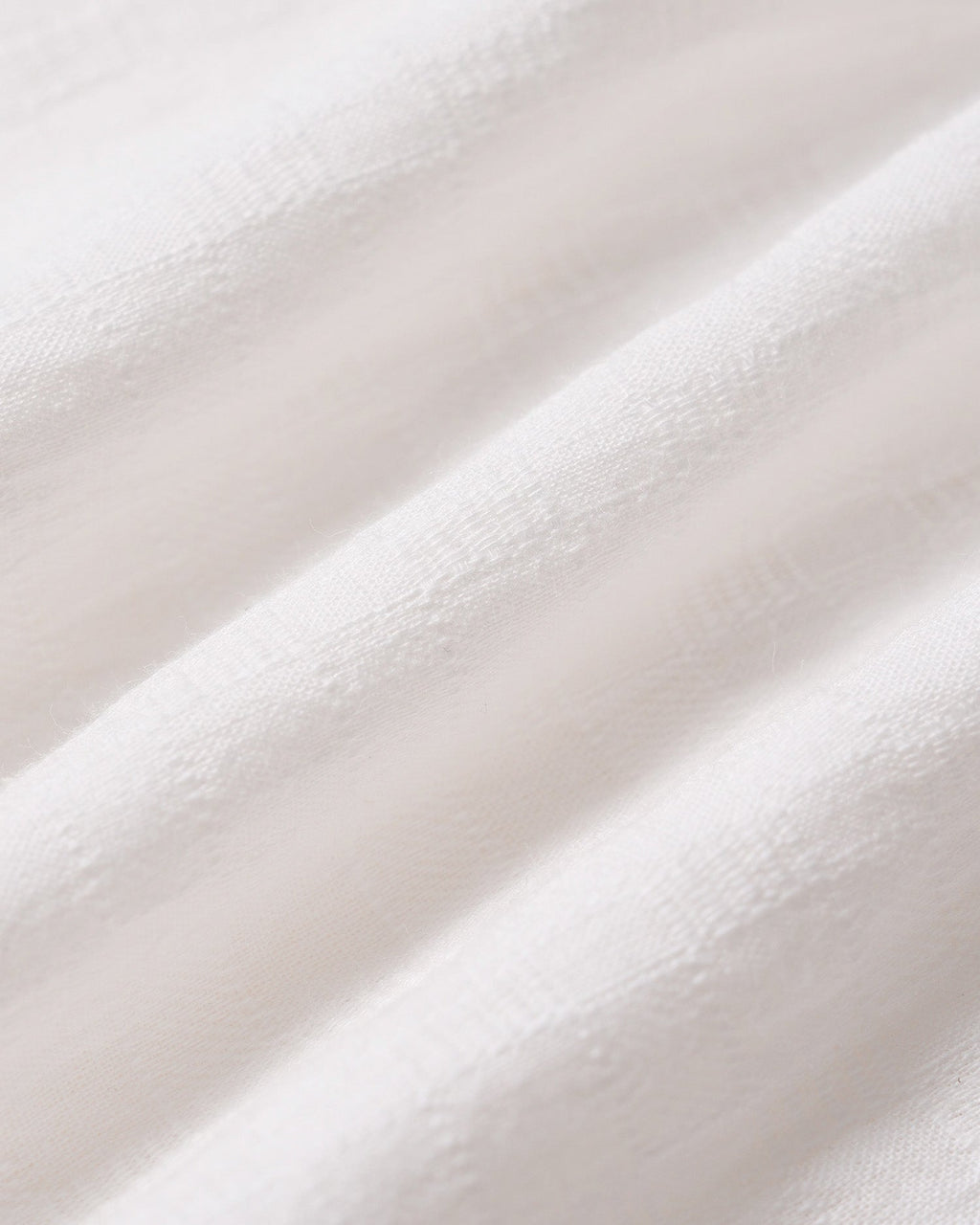 Abito mini bianco a linea A con colletto alla coreana