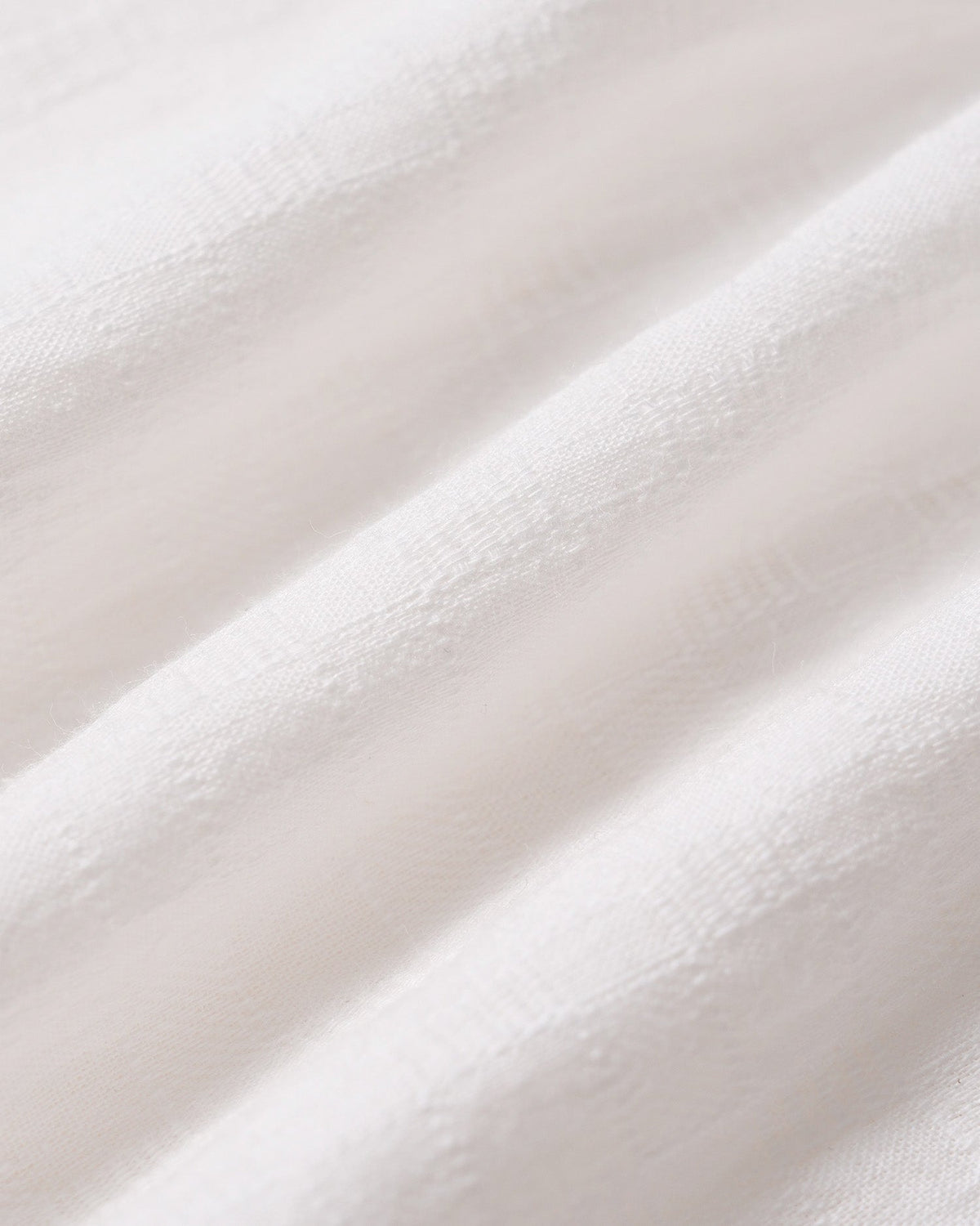 Abito mini bianco a linea A con colletto alla coreana